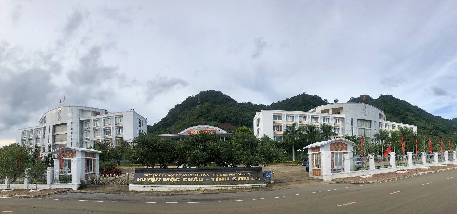 LẮP ĐẶT ĐIỀU HÒA TRUNG TÂM: ỦY BAN NHÂN DÂN HUYỆN MỘC CHÂU - TỈNH SƠN LA