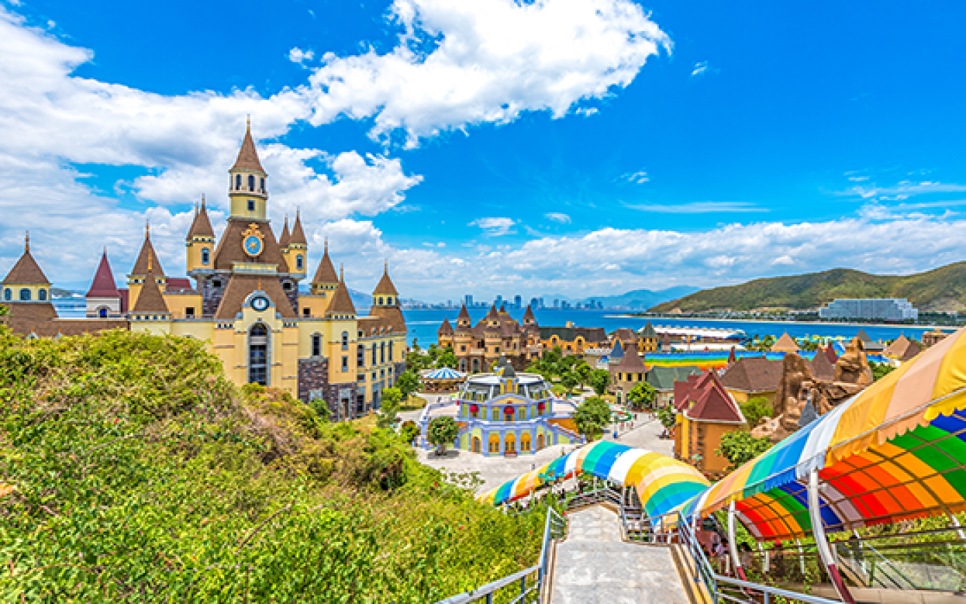 LẮP ĐẶT ĐIỀU HÒA TRUNG TÂM: Trung tâm hội nghị Vinpearl Nha Trang 